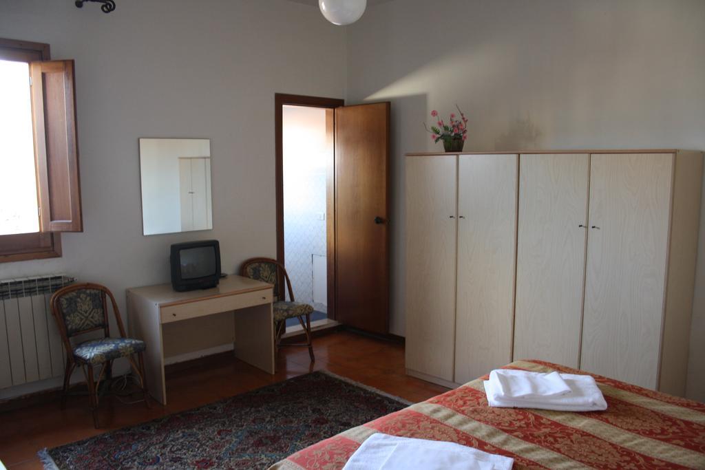 Ariston Florencia